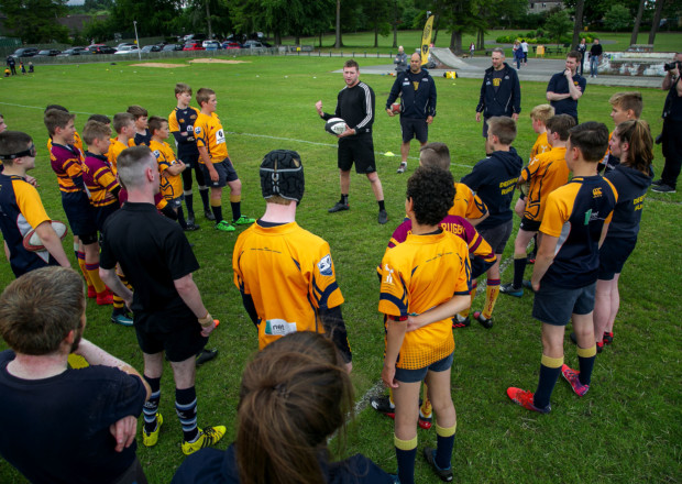 IYSF invites Finn Russell to hold a  Garioch Rugby Youth Section master class!